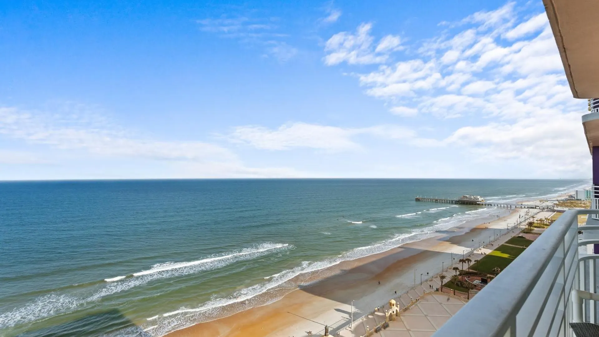بيت للعطل Breath Taking 3 Bedroom Direct Oceanfront Condo With Private Balcony At The Wyndham Ocean Walk Resort دايتونا بيتش
